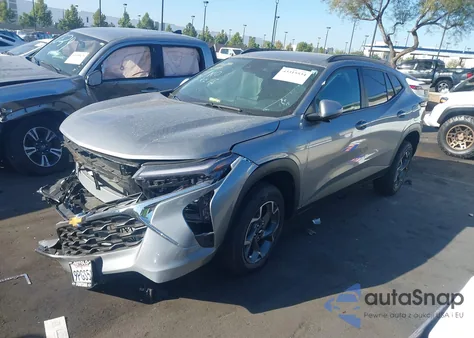 2025 Chevrolet Trax 1Lt из США, поврежденный, VIN KL77LHEP1SC036840